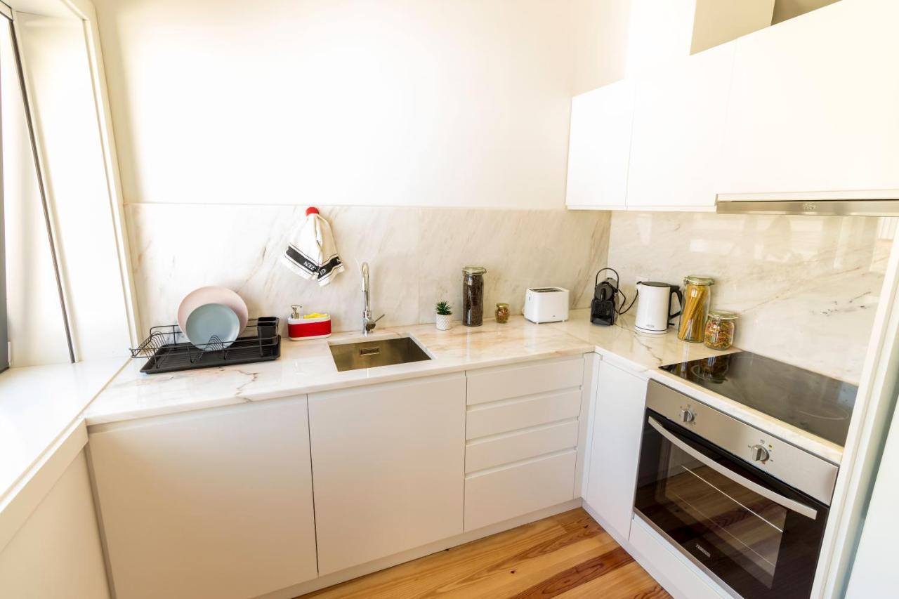 Guest H4U - Porto Batalha City Center Eksteriør billede