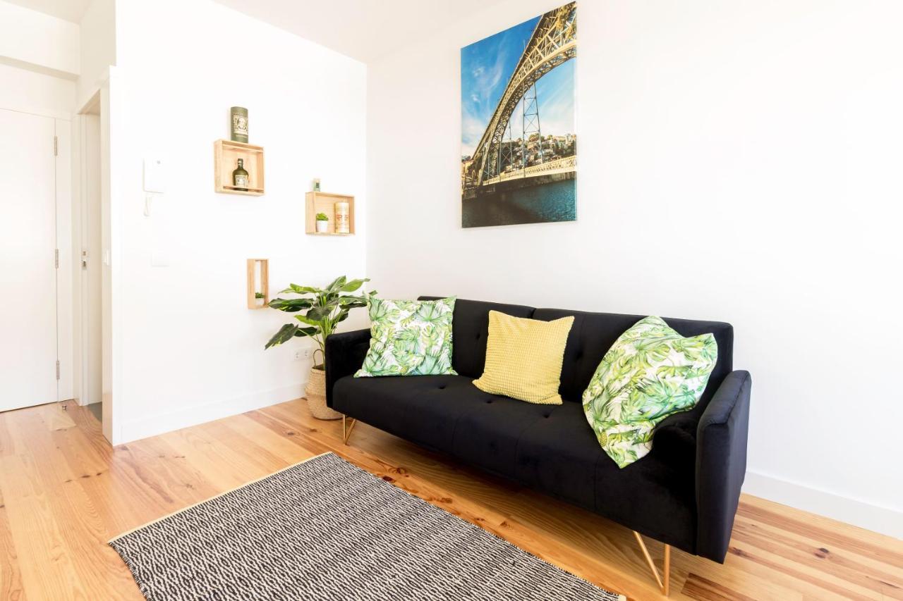 Guest H4U - Porto Batalha City Center Eksteriør billede